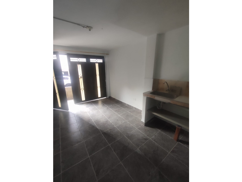 Arriendo apartaestudio tipo loft en Bello, La Sonora. - 1