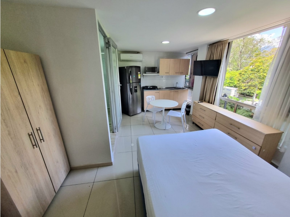 Arriendo Apartaestudio Tipo Loft con Aire Acondicionado
