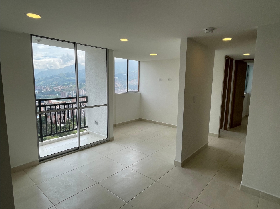 Apartamento en venta de 2 alcobas en Bello. — foto 2
