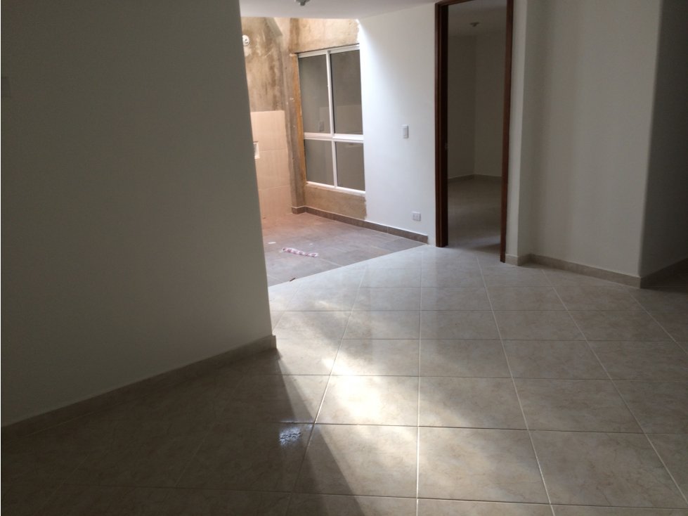Hermoso apartamento Interno en laureles de dos alcobas con PQ. - 1