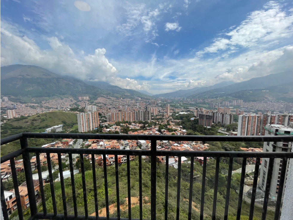 Apartamento en venta de 2 alcobas en Bello.