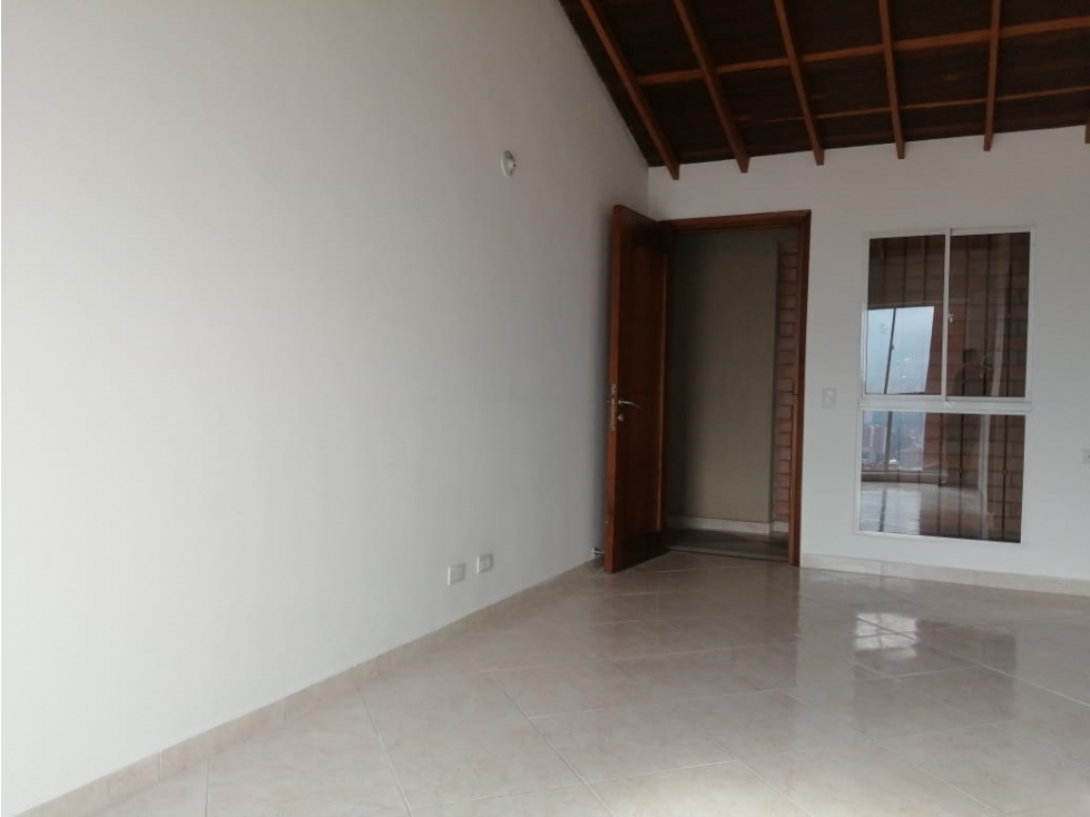 Se Arrienda Apartaestudio En Laureles Servicios Incluidos — foto 5