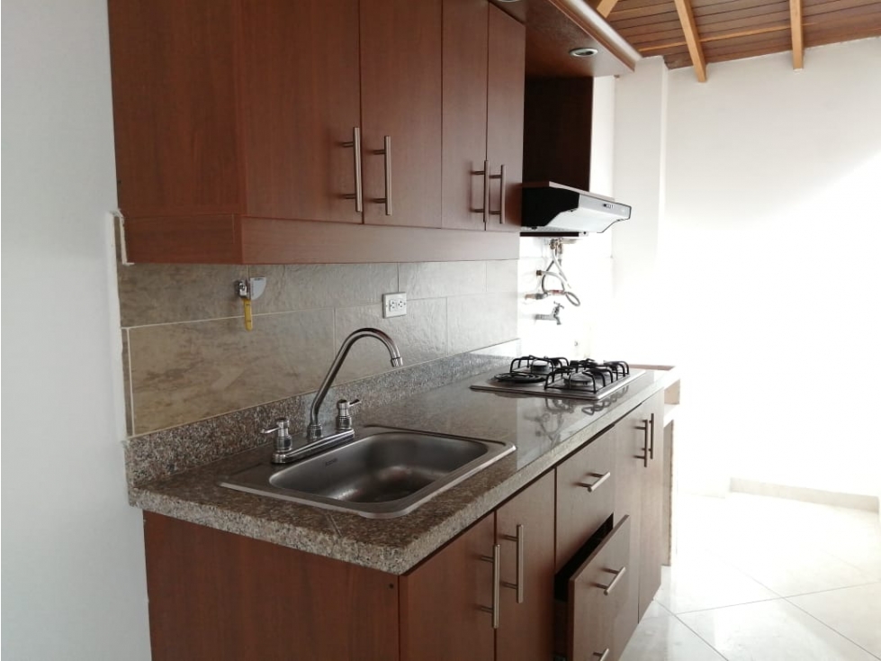 Se Arrienda Apartaestudio En Laureles Servicios Incluidos — foto 6