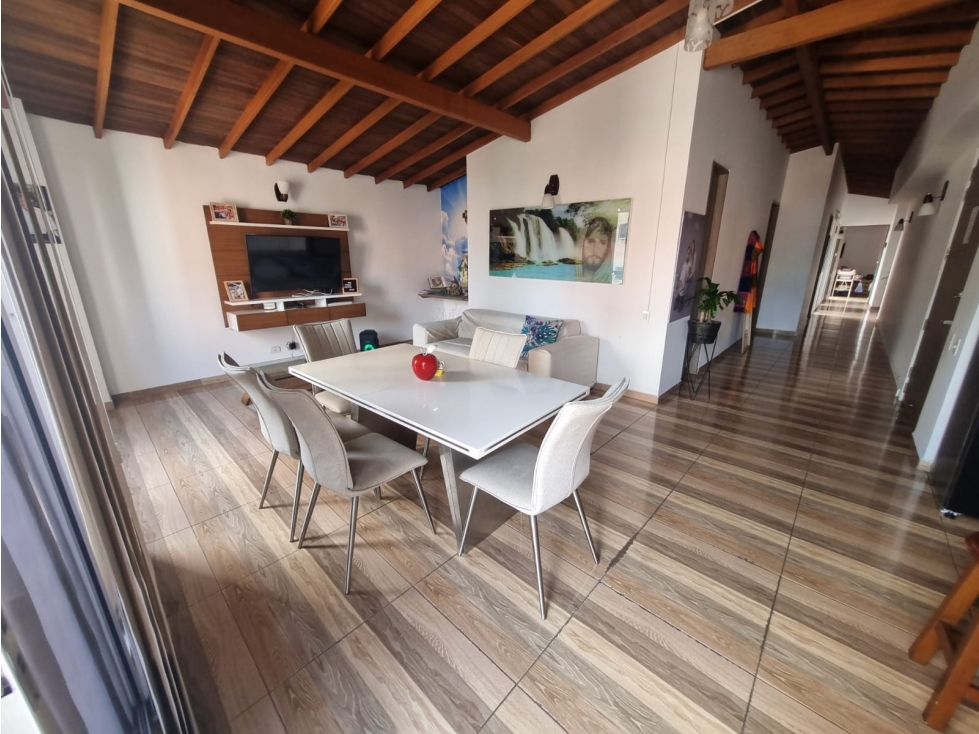 En Venta Penthouse único por piso Laureles. — foto 3