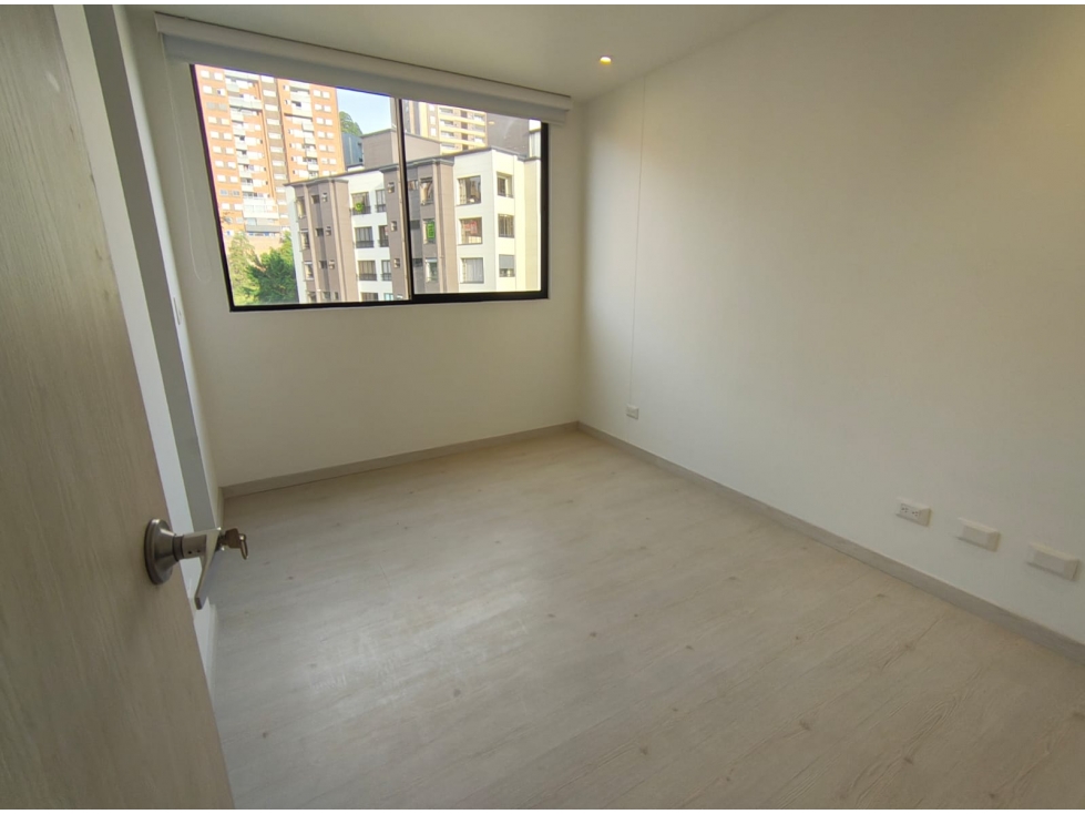 Se Arrienda Espectacular Apartamento de Lujo en Castropol — foto 4