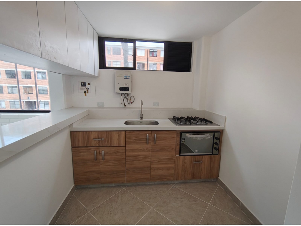Se vende Apartaestudio Con Parqueadero, en San Diego — foto 2
