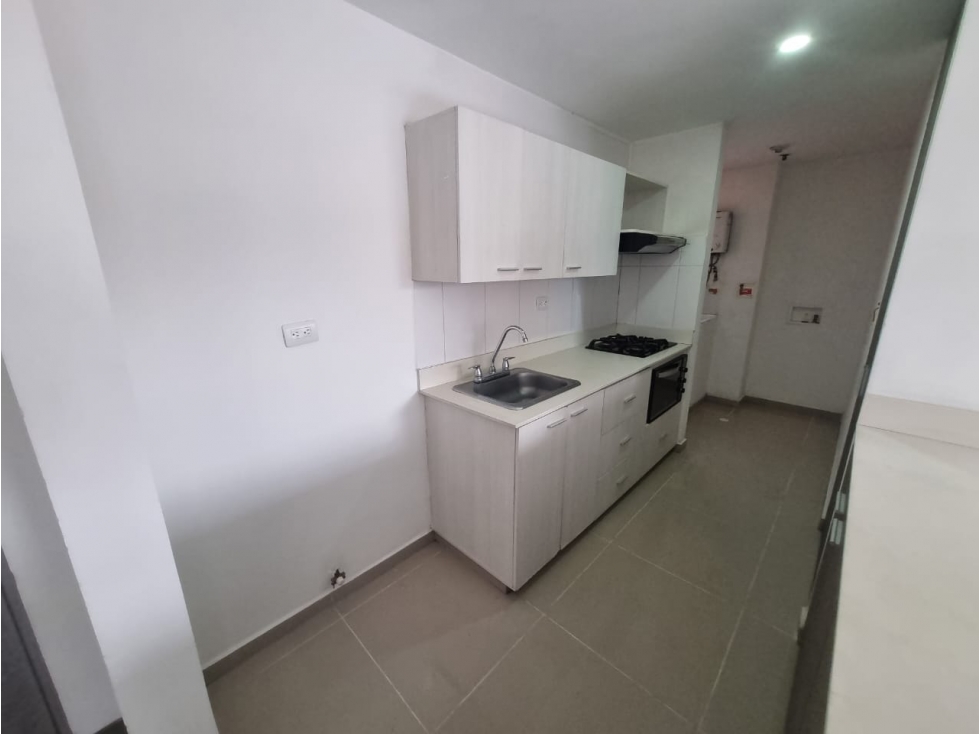 Se Arrienda Bonito Apartamento Con Pq y util En Tierra Firme. — foto 4