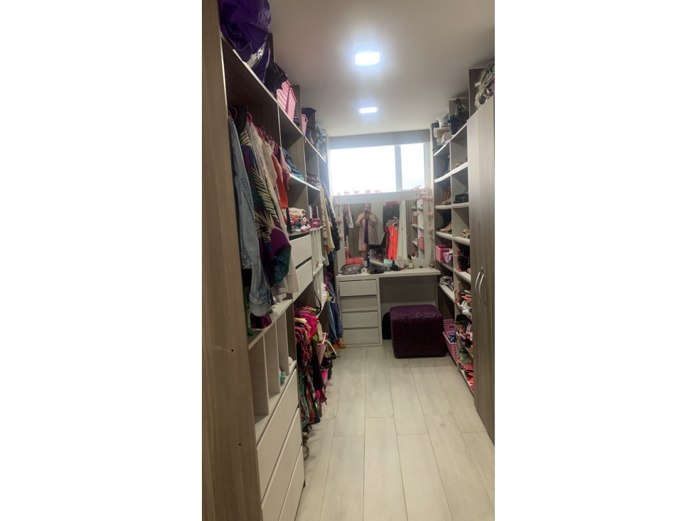 Vendo casa amplia de 260mts en unidad cerrada en el Poblado. — foto 6