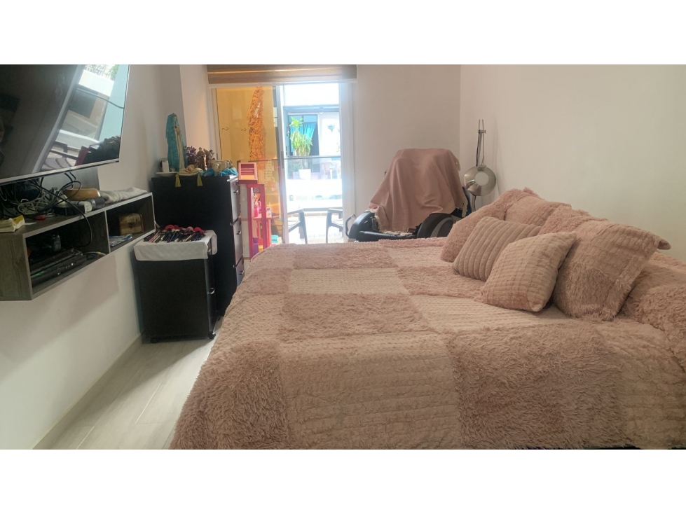 Vendo casa amplia de 260mts en unidad cerrada en el Poblado. — foto 5