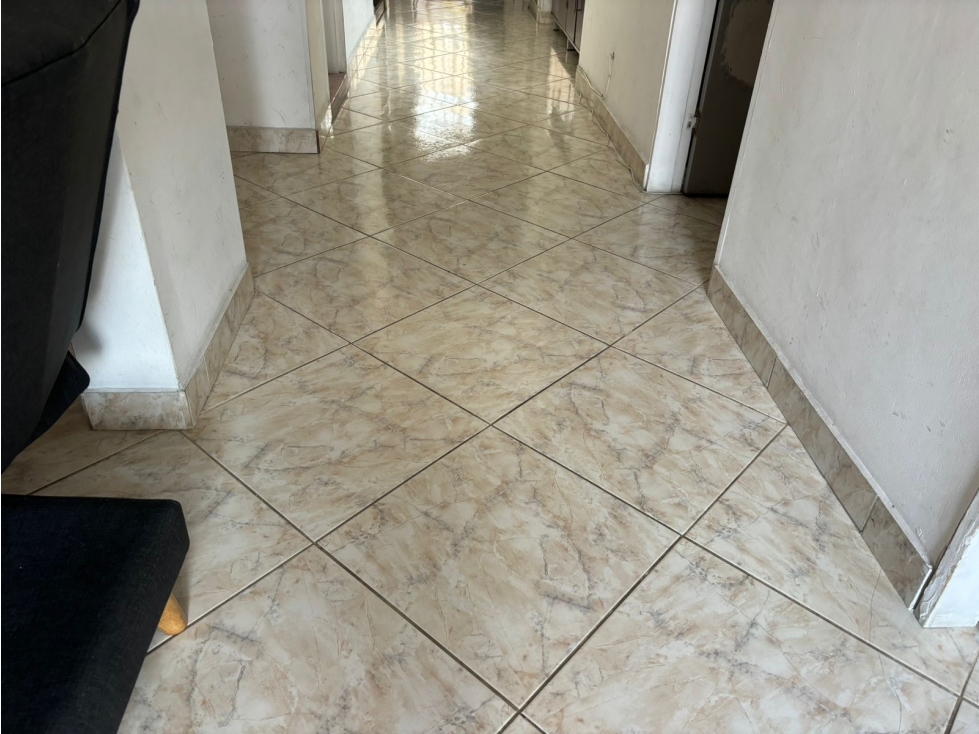 Vendo apartamento de 4 alcobas en la toscana — foto 2
