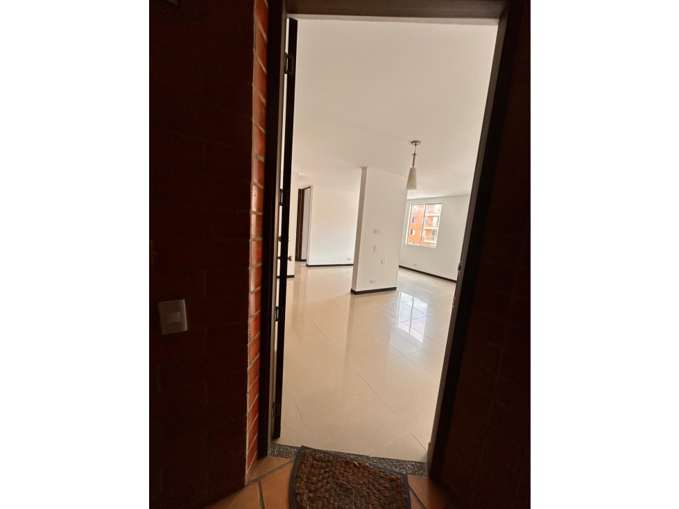 VENTA APARTAMENTO EN EL BARRIO LA HACIENDA CALI