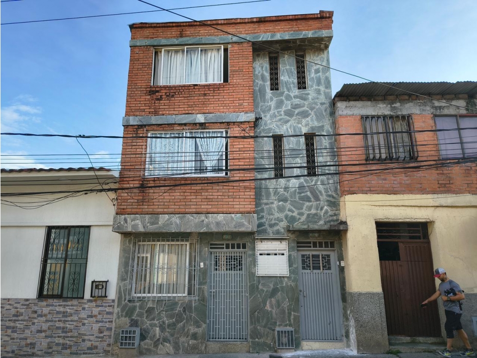 VENTA EDIFICIO DE APARTAMENTOS BARRIO SAN CAYETANO — foto 2