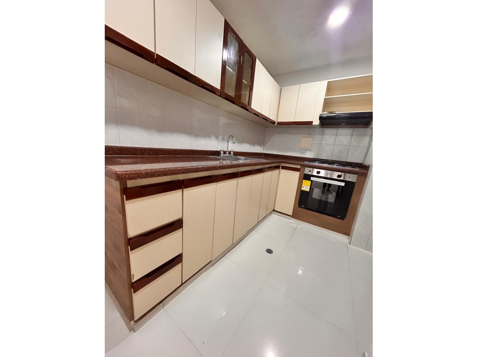EN VENTA APARTAMENTO alquilado LIMONAR-HACIENDA EDIFICIO LA HERRERIA — foto 2
