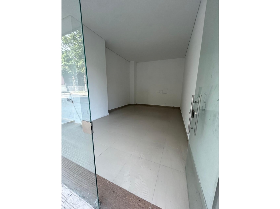 ALQUILER LOCAL COMERCIAL EN NUEVA TEQUENDAMA TORRE DE COSMOPLAZA — foto 5
