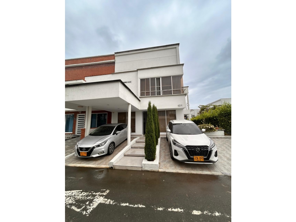VENTA CASA EN LAS MERCEDES -ALFAGUARA- JAMUNDI — foto 2