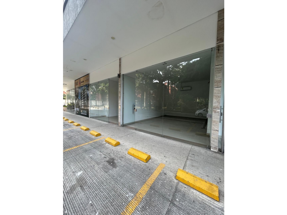 ALQUILER LOCAL COMERCIAL EN NUEVA TEQUENDAMA TORRE DE COSMOPLAZA — foto 3