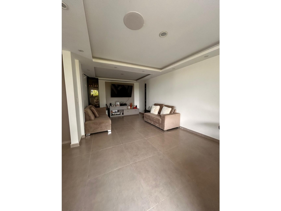VENTA CASA EN LAS MERCEDES -ALFAGUARA- JAMUNDI — foto 5