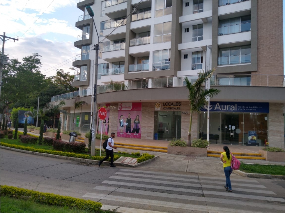 ALQUILER LOCAL COMERCIAL EN NUEVA TEQUENDAMA TORRE DE COSMOPLAZA