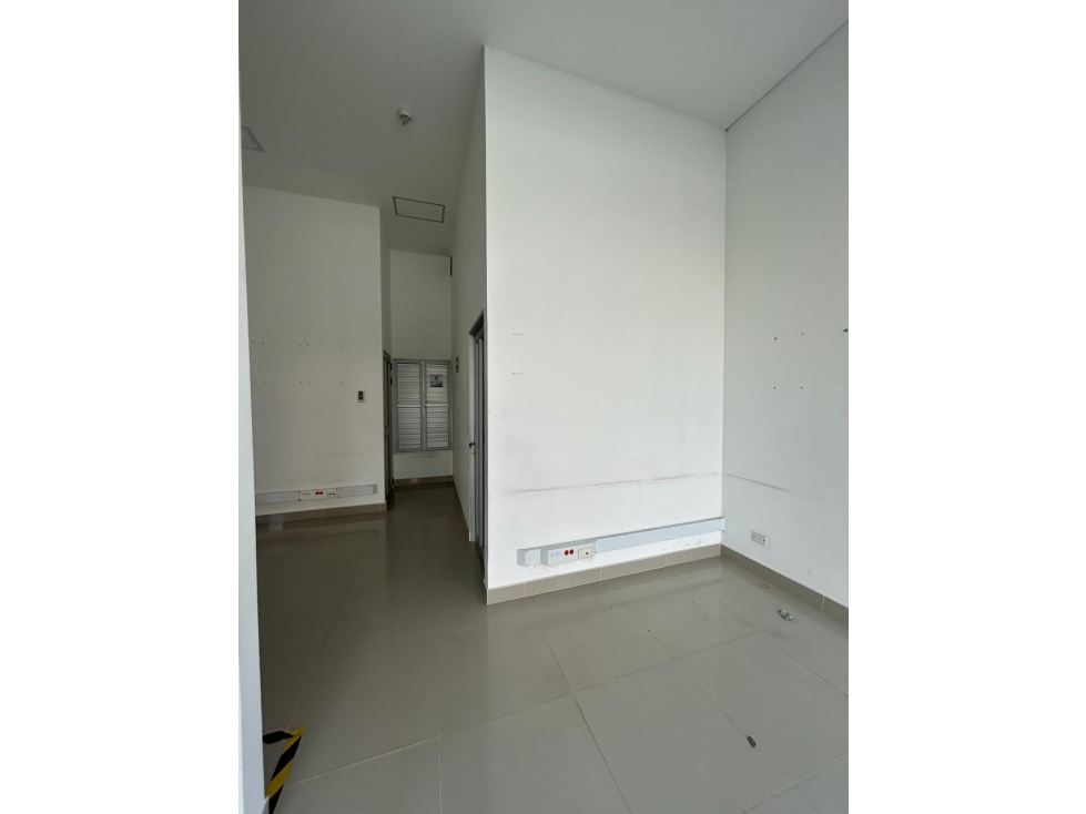 LOCAL EN VENTA EN NUEVA TEQUENDAMA FRENTE A COSMOCENTRO — foto 6