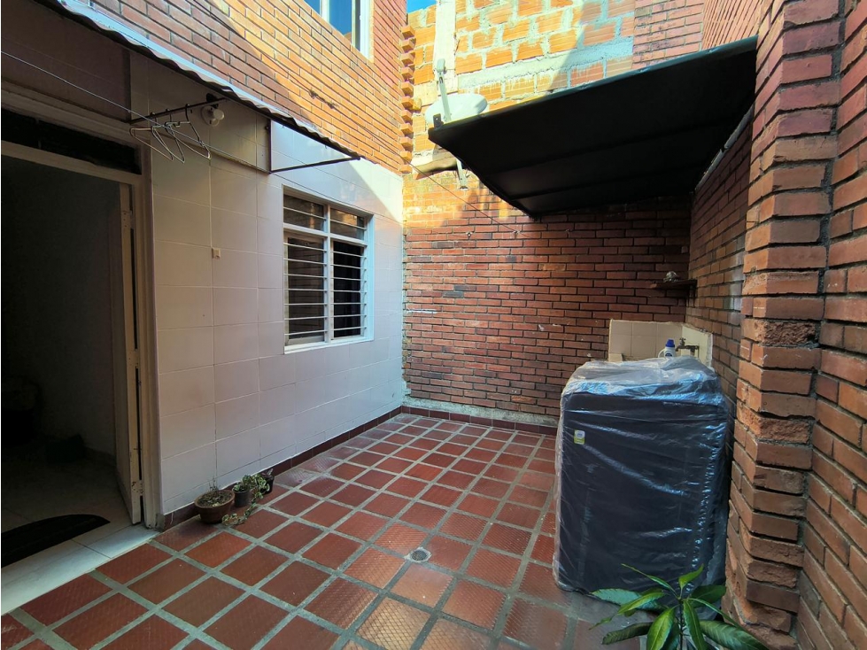 VENTA EDIFICIO DE APARTAMENTOS BARRIO SAN CAYETANO — foto 5