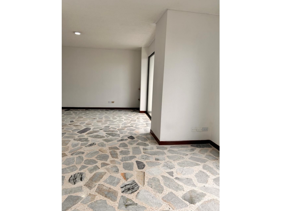 EN VENTA APARTAMENTO alquilado LIMONAR-HACIENDA EDIFICIO LA HERRERIA — foto 6