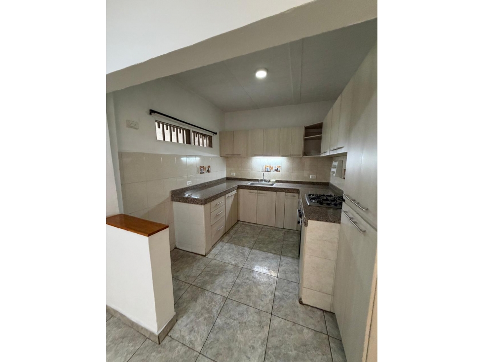 En venta Casa bifamiliar Jamundi barrio alferez Real — foto 3