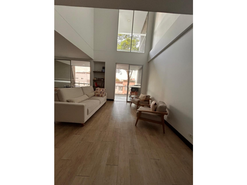 VENDO APARTAMENTO EN CIUDAD JARDIN EDIFICIO SEGUNDO PISO — foto 3