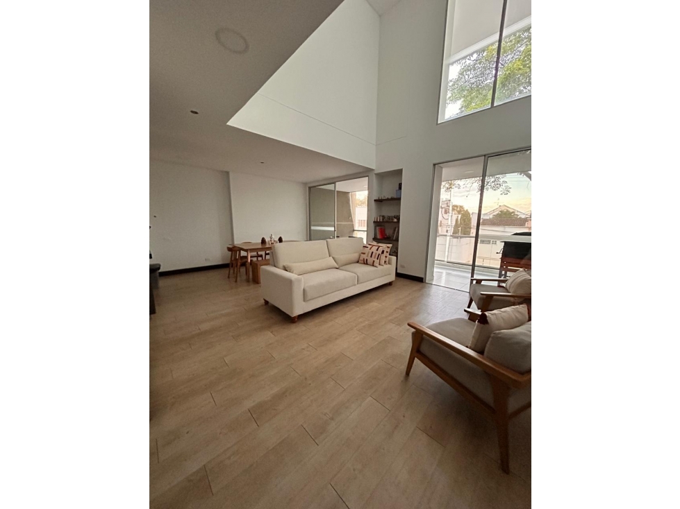 VENDO APARTAMENTO EN CIUDAD JARDIN EDIFICIO SEGUNDO PISO — foto 6