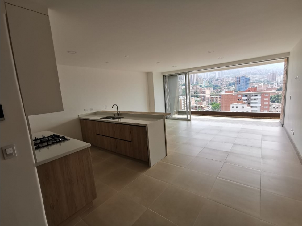 Se Arrienda Apartamento con parqueadero en Calasanz parte baja.