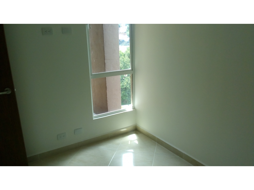 Se Arrienda Apartamento En Campo Valdes. — foto 6