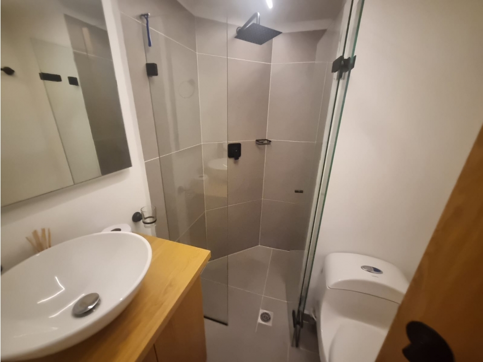 Se vende Apartaestudio Remodelado en Laureles Sector La 70. — foto 6