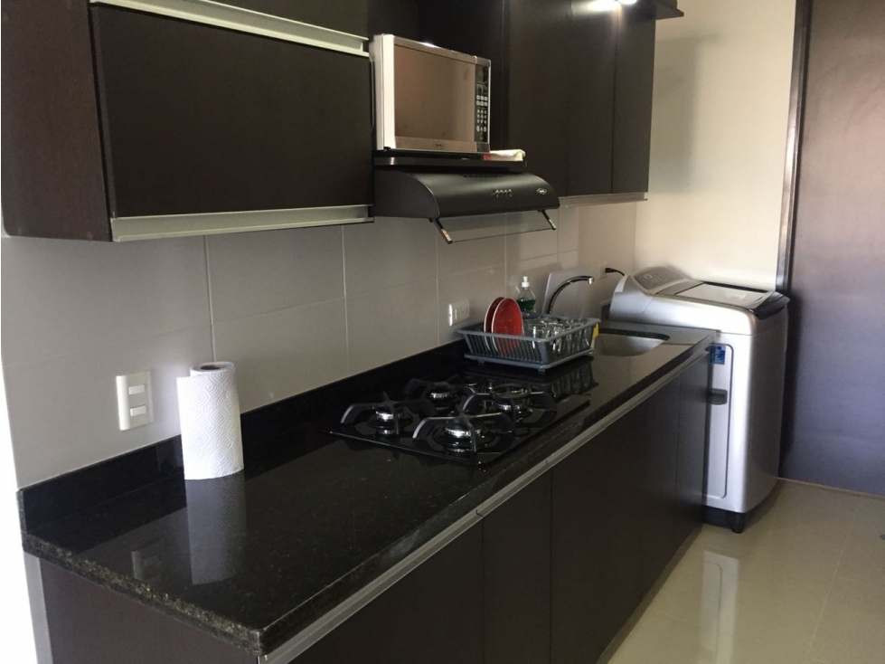 Apartamento amoblado de 2 alcobas, Velodromo. — foto 5