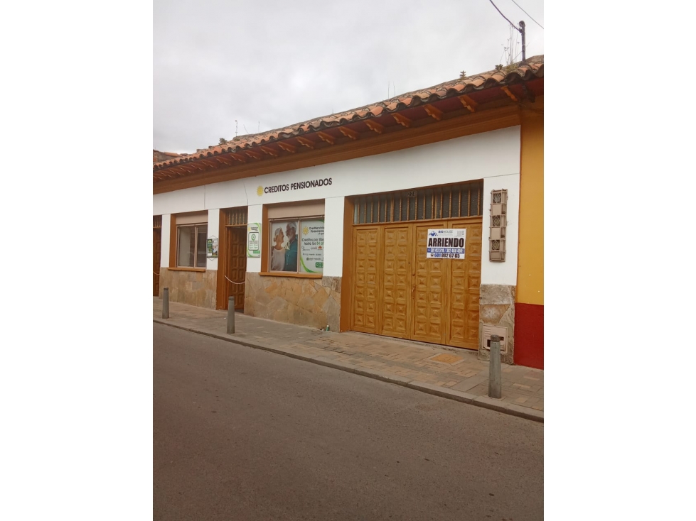 Arriendo Casa comercial centro de Zipaquira uso institucional - 1