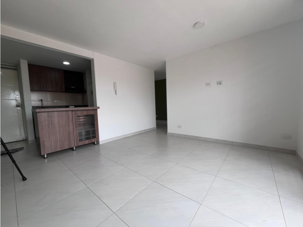 Arriendo apartamento conjunto salinas 1