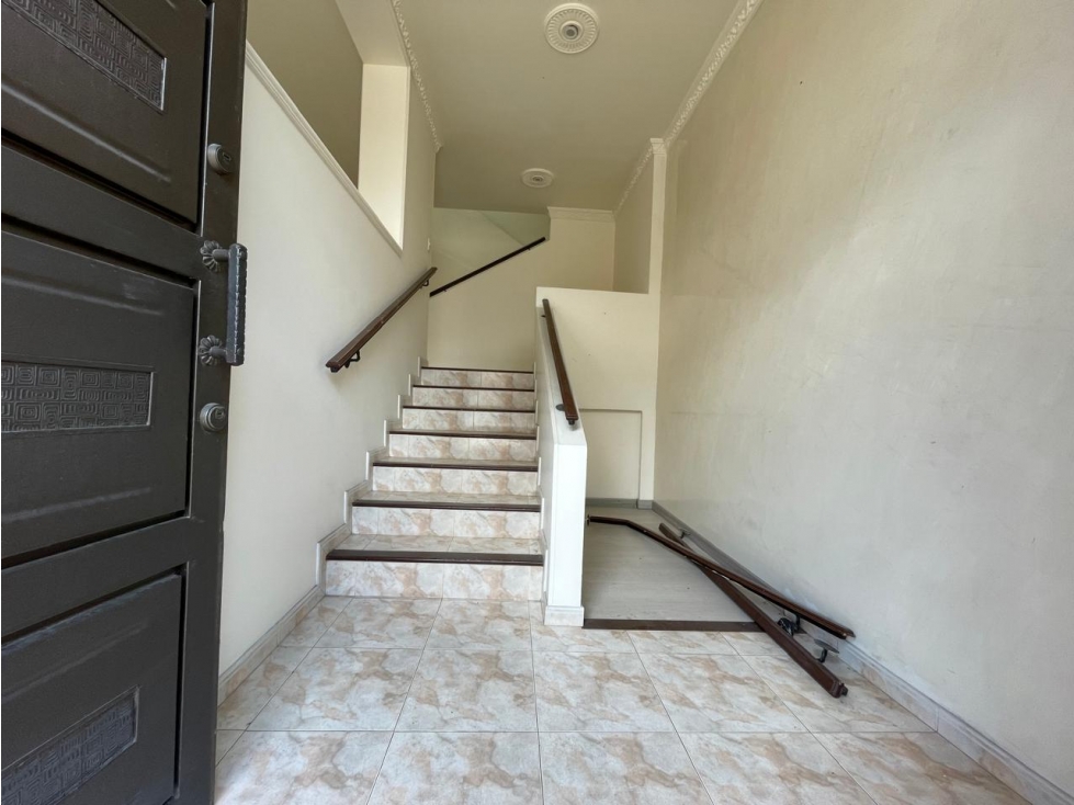 ARRIENDO CASA COMERCIAL 330 MTS ALGARRA ZIPAQUIRA - 3