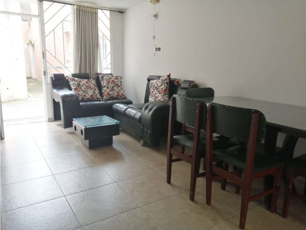 Vendo Hermosa Casa en Conjunto Villa Juliana — foto 2