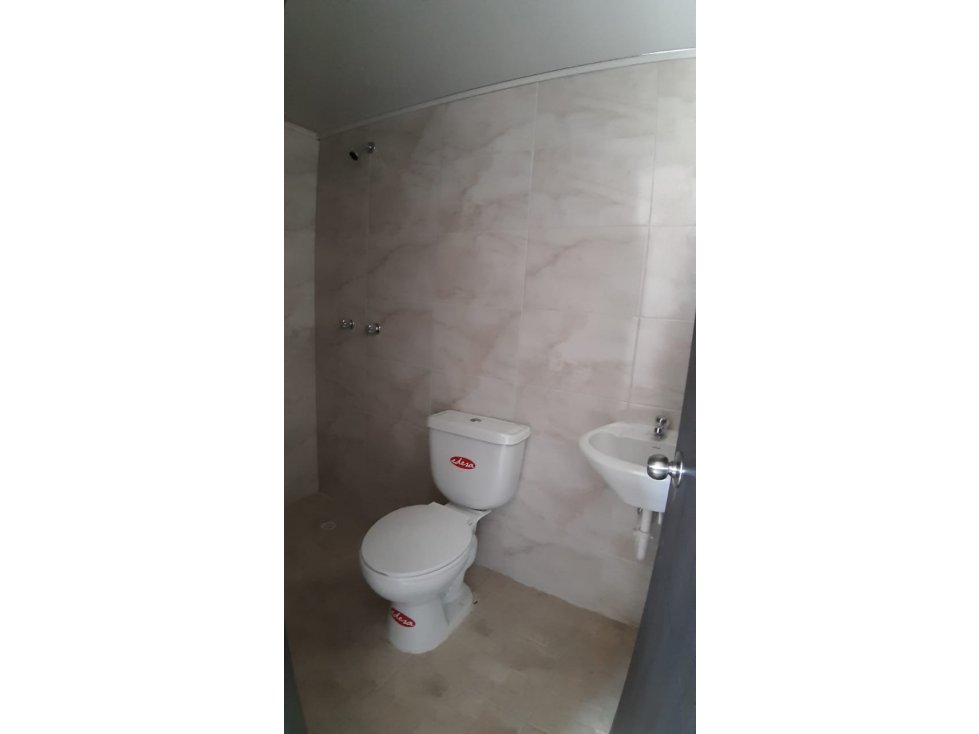 Vendo/ Arriendo apartamento conjunto floresta S/R T1902 — foto 6