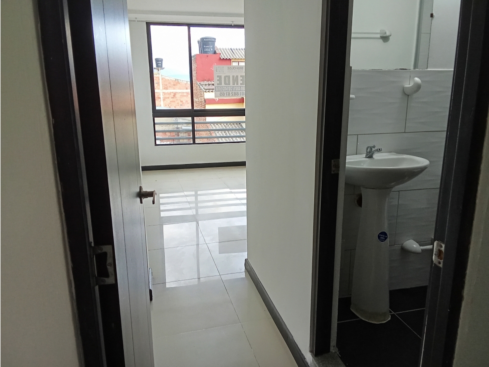 Vendo Apartamento Tercer piso barrio la Esmeralda Zipaquira 301 - 6