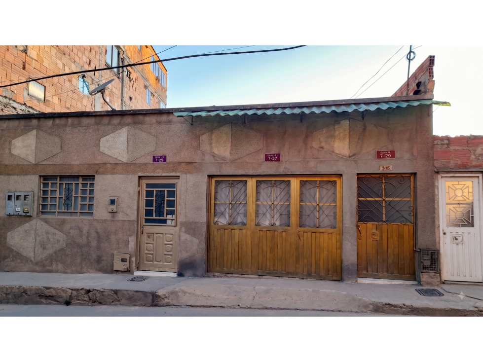 VIV-673 VENDO CASA EN EL CENTRO DE SOACHA