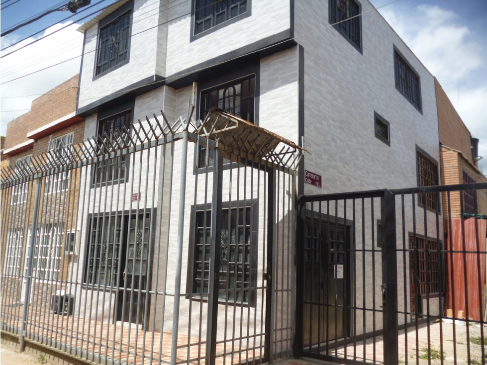 VIV-677 VENDO CASA ESQUINERA BARRIO VILLA SOFIA COMPARTIR SOACHA