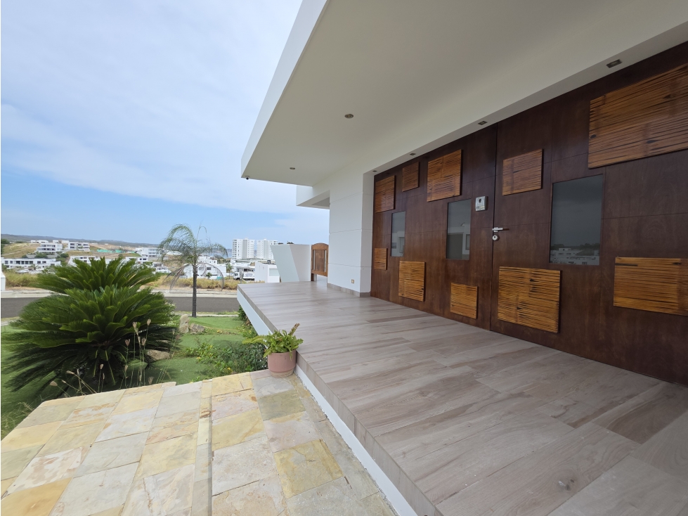 Casa de 5 dormitorios y 425 m² con vista al mar en Manta — foto 5