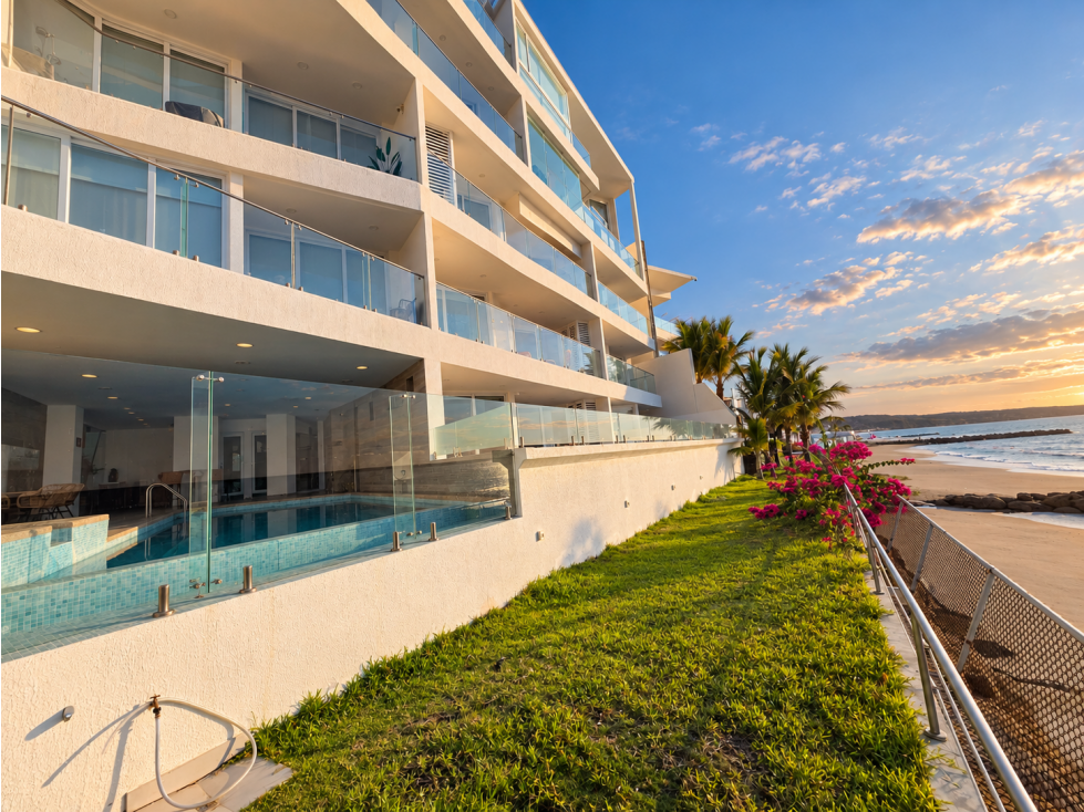 Vendo suite NUEVA dentro de Marina Blue, a pie de MAR, 72.21 m2 - 2