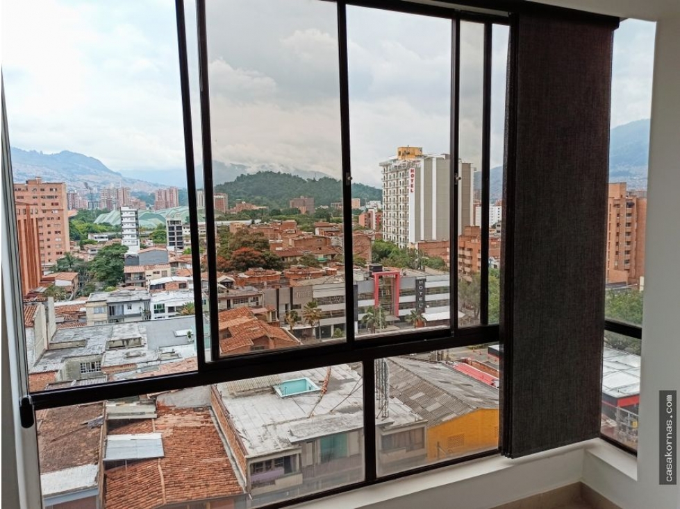 ¡APARTAMENTO REMODELADO EN VENTA EN EL CORAZON DE LAURELES! — foto 4