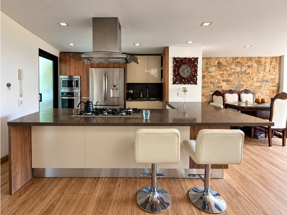 DÚPLEX EN LA MEJOR UBICACIÓN DE LAURELES | 186 M² + TERRAZA — foto 2