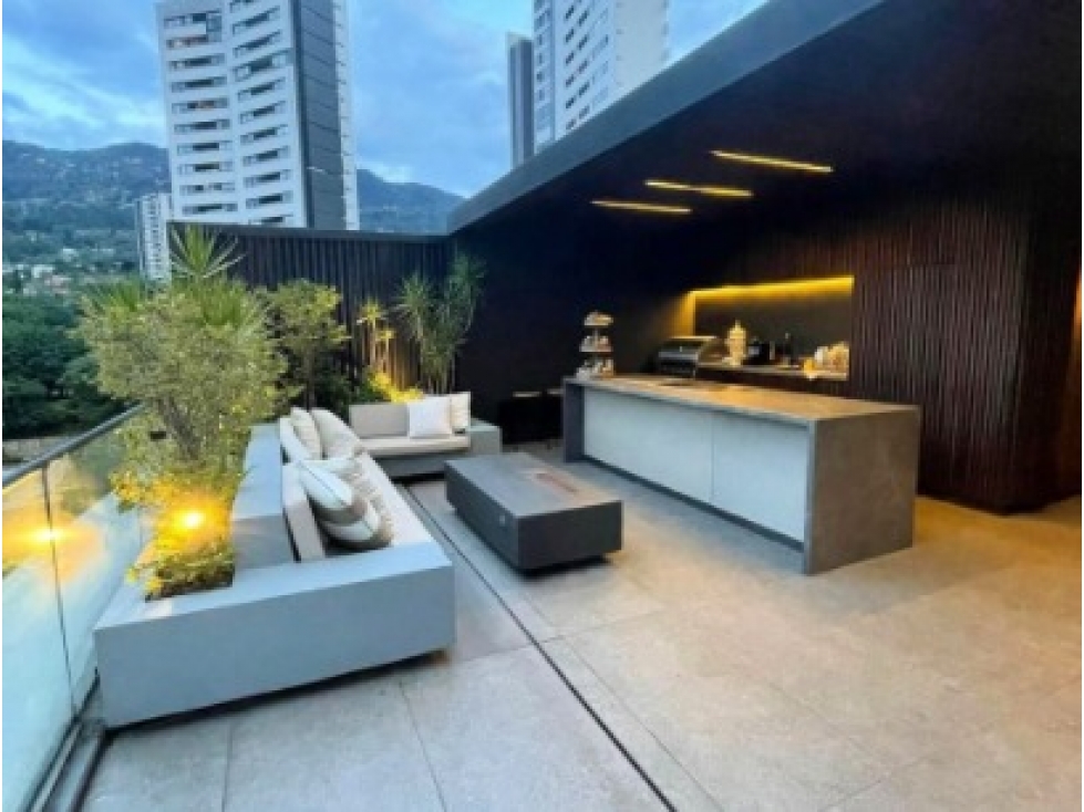Luxurious Duplex in the Campestre Drive-In Area