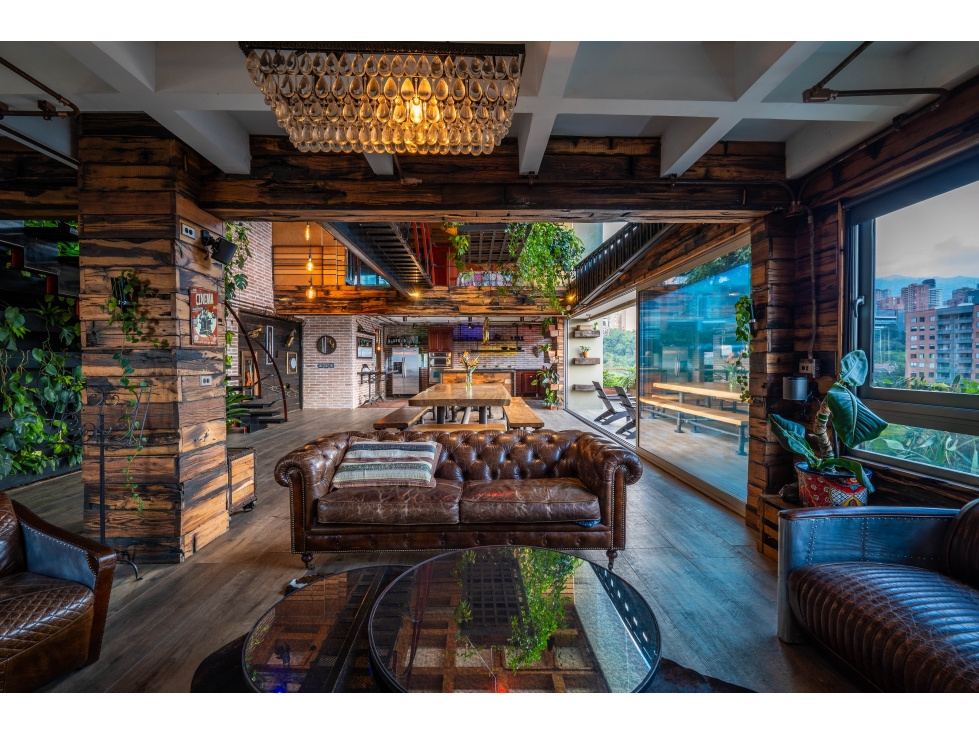 Panoramic Views and Architectural Brilliance in Provenza Penthouse — foto 3