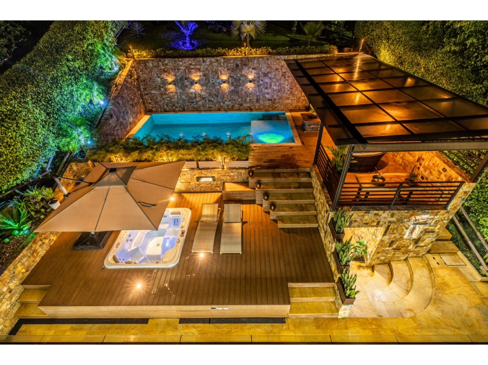 Luxurious house in the upper sector of El Tesoro — foto 2