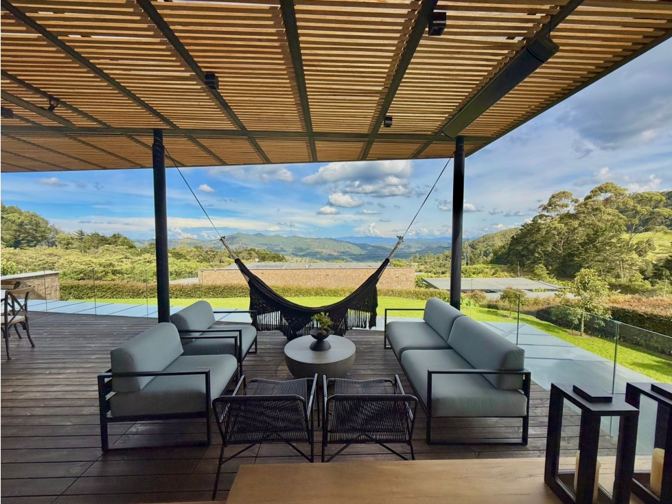 Casa Campestre de Lujo con 2.400 m² de Naturaleza — foto 4