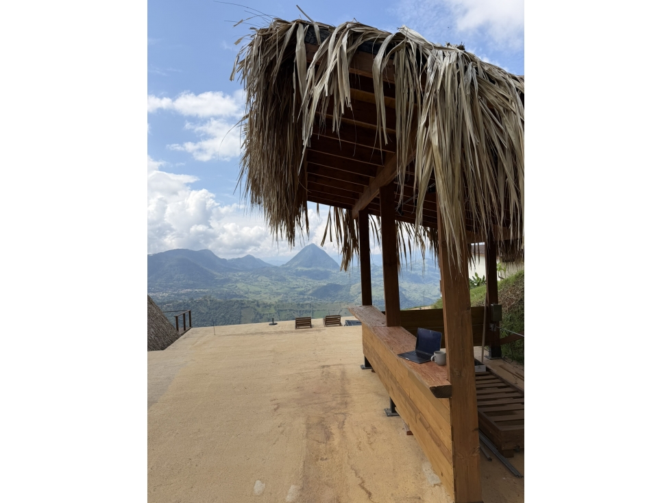 ESPECTACULAR PROYECTO DE GLAMPING EN VENECIA, ANTIOQUIA - 6
