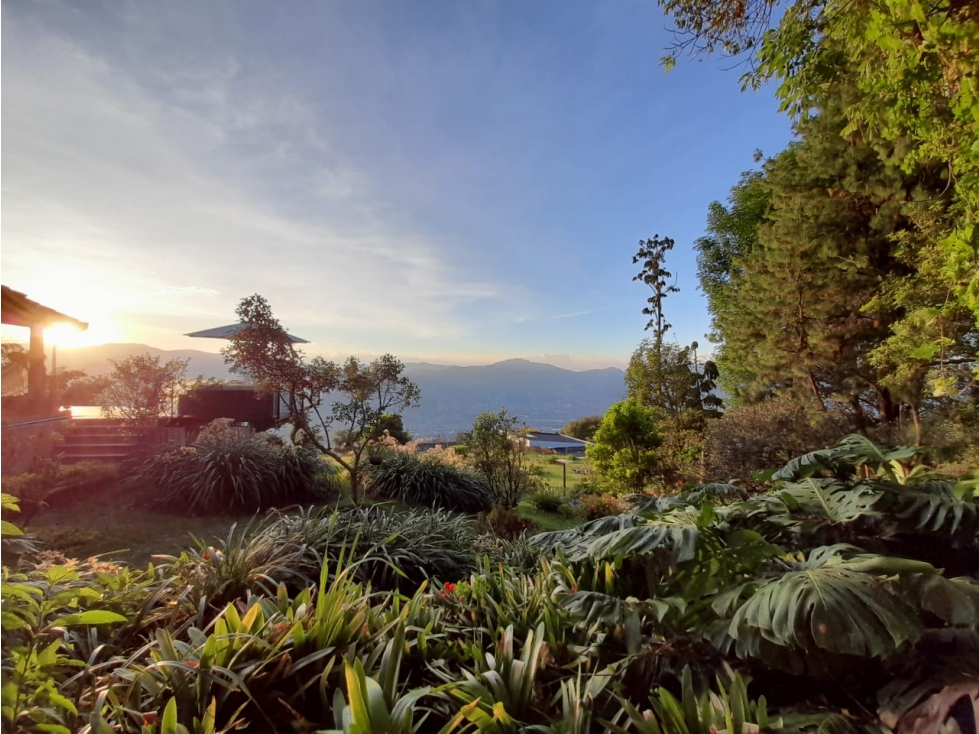 Casa de Lujo en Venta en El Poblado, Medellín | Vista Panorámica — foto 5